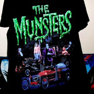the munsters MINT M official tee - herman lily grandapa maryilyn eddy fun tv